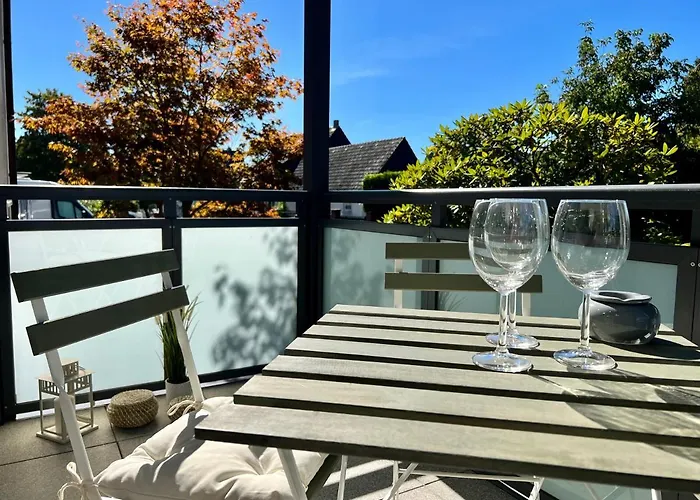 Design Mit Balkon - Kueche - Netflix דירה *