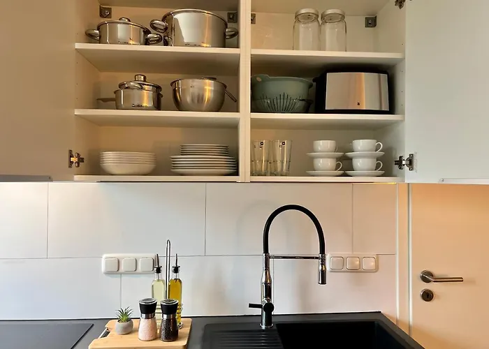 Design Mit Balkon - Kueche - Netflix *