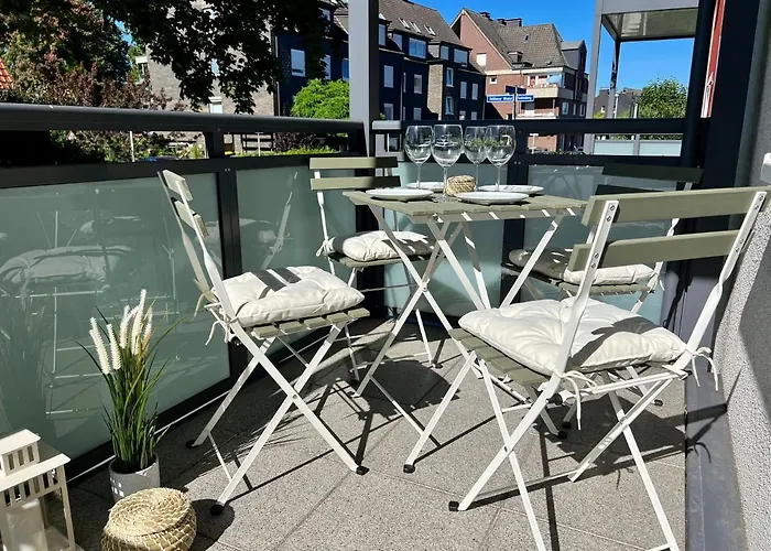 Appartement Design Mit Balkon - Kueche - Netflix